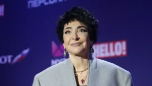 Лолита прокомментировала слухи о миллионных тратах на пластику