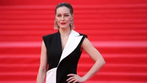 Звезда сериала «Дневник доктора Зайцевой» Яна Крайнова вышла замуж в США