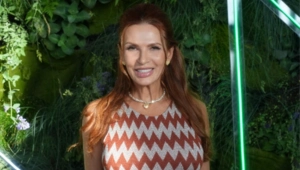 Эвелина Бледанс объяснила, как отказ от косметики продлил ее молодость