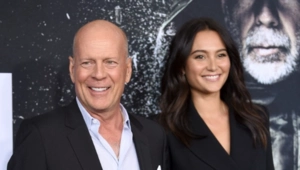 Жена Брюса Уиллиса рассказала, как деменция актера изменила их празднование Рождества