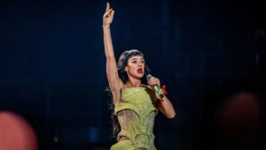 Кэти Перри анонсировала выход клипа «Bandaids» c чередой нелепых ситуаций Кэти Перри анонсировала выход клипа «Bandaids» c чередой нелепых ситуаций