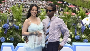 A$AP Rocky проговорился: теперь пол их с Рианной будущего ребёнка раскрыт A$AP Rocky проговорился: теперь пол их с Рианной будущего ребёнка раскрыт