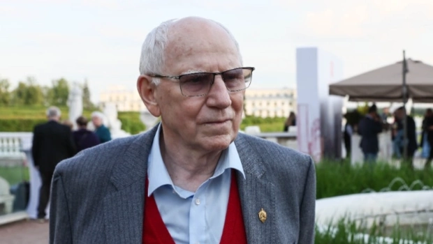 Валерий Баринов рассказал, как Анатолий Лобоцкий спас коллег в театре