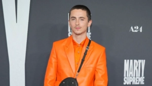 Тимоти Шаламе впервые прокомментировал свое сходство с рэпером EsDeeKid Тимоти Шаламе впервые прокомментировал свое сходство с рэпером EsDeeKid