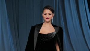 Фанаты обсуждают «плохие манеры» бойфренда Селены Гомес