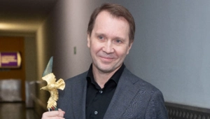 Евгений Миронов попал в больницу из-за проблем с сердцем: что случилось с актером