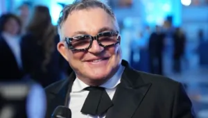 Дмитрий Дибров выразил готовность стать отцом после 80 лет: «С удовольствием» Дмитрий Дибров выразил готовность стать отцом после 80 лет: «С удовольствием»