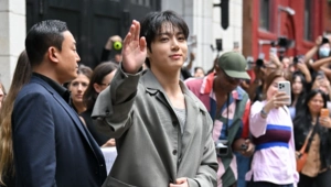 Чонгук из BTS покоряет Нью-Йорк: эффектное возвращение на Неделе моды