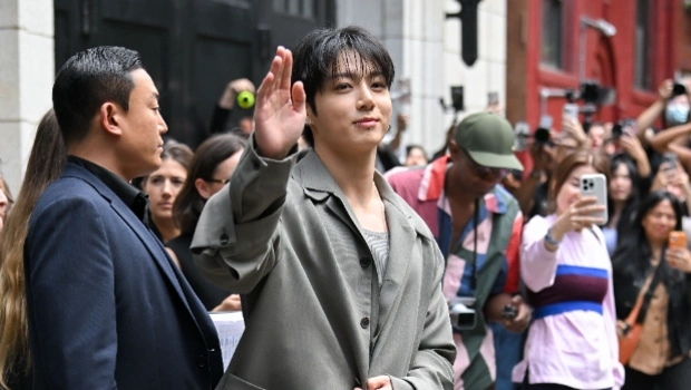 Чонгук из BTS покоряет Нью-Йорк: эффектное возвращение на Неделе моды