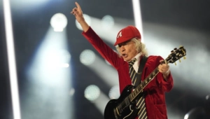 AC/DC едут в первое за 10 лет домашнее турне с альбомом Pwr/Up