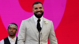 Drake возглавил рейтинг лучших R&B/хип-хоп исполнителей