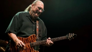 Ушел из жизни известный гитарист группы Booker T. and the M.G.'s Стив Кроппер Ушел из жизни известный гитарист группы Booker T. and the M.G.'s Стив Кроппер