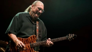 Ушел из жизни известный гитарист группы Booker T. and the M.G.'s Стив Кроппер