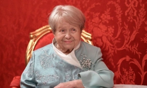 Директор Фонда Александры Пахмутовой раскрыл секрет долголетия композитора