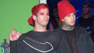 Twenty One Pilots во второй раз возглавили Billboard 200 с новым альбомом Twenty One Pilots во второй раз возглавили Billboard 200 с новым альбомом