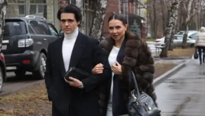 Блогер Лерчек проходит новую процедуру на фоне усилившейся боли