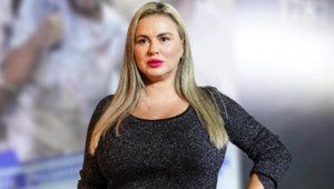 Семенович рассказала об отпуске и похвасталась фото: «Танцевала на самой высокой башне»