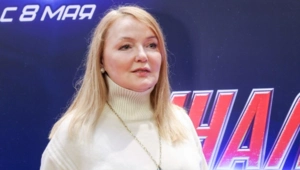 Лариса Вербицкая показала редкое фото со взрослым сыном-юристом