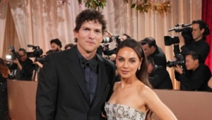 СМИ: трудоголизм Катчера угрожает браку с Кунис