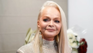 Директор Ларисы Долиной назвал ложью сообщения о ее госпитализации