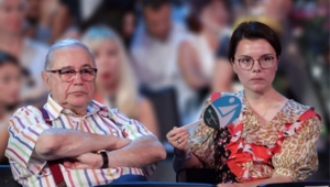 В СМИ оценили расходы Евгения Петросяна на роскошный отдых с молодой женой