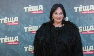 Лариса Гузеева показала, как рыбачит в Карелии