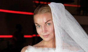 Анастасия Волочкова едва не погибла во время отпуска: «Ходячее приключение»