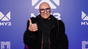 Певец Шура рассказал, почему он готов на любые операции ради сцены Певец Шура рассказал, почему он готов на любые операции ради сцены