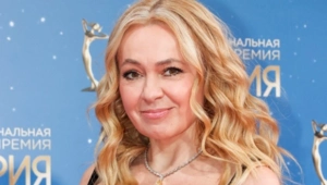 Евгения Медведева, Анна Щербакова и Александра Трусова выступят в шоу Плющенко
