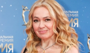 Евгения Медведева, Анна Щербакова и Александра Трусова выступят в шоу Плющенко