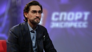 Руслан Нигматуллин снова женился, но не смог помириться с детьми Руслан Нигматуллин снова женился, но не смог помириться с детьми