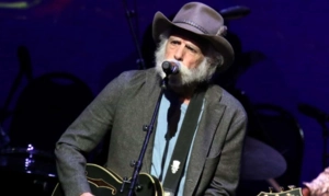 Умер сооснователь рок-группы Grateful Dead Боб Вейр