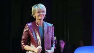 Юлия Меньшова трогательно простилась с мамой Верой Алентовой