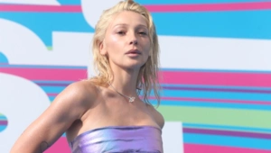 Муж Насти Ивлеевой сделал звезде роскошный подарок на годовщину Муж Насти Ивлеевой сделал звезде роскошный подарок на годовщину