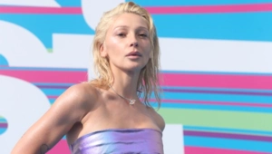 Муж Насти Ивлеевой сделал звезде роскошный подарок на годовщину