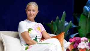 Гвинет Пэлтроу обвинила мужа в ненависти к Рождеству: «Брэд хуже всех» Гвинет Пэлтроу обвинила мужа в ненависти к Рождеству: «Брэд хуже всех»