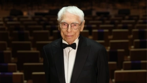 Александр Зацепин раскрыл секрет энергичности в преддверии 100-летнего юбилея Александр Зацепин раскрыл секрет энергичности в преддверии 100-летнего юбилея