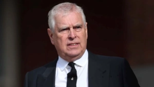 Из-за связей с Эпштейном королевские слуги отказываются обслуживать бывшего принца Эндрю