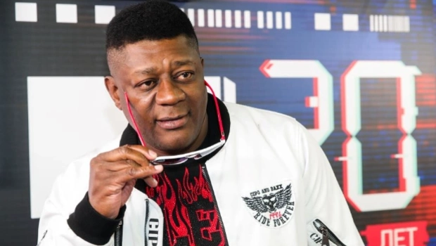 Внебрачный сын Пьера Нарцисса хочет перепеть песню «Шоколадный заяц» на фоне борьбы за наследство