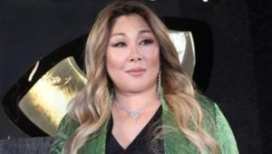 Аните Цой испортили дорогие костюмы перед юбилейным концертом: ущерб составил более 5 млн рублей