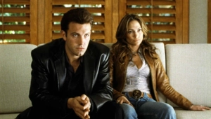 Дженнифер Лопес удалила тату с признанием в вечной любви к Бену Аффлеку