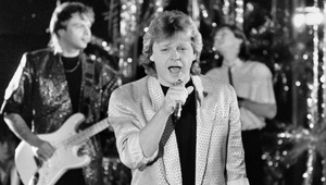 Поздравляем с днем рождения мэтра советской и российской эстрады Юрия Антонова! Поздравляем с днем рождения мэтра советской и российской эстрады Юрия Антонова!