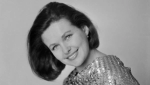 90-летняя Наталья Фатеева сообщила, что ее ограбила домработница 90-летняя Наталья Фатеева сообщила, что ее ограбила домработница