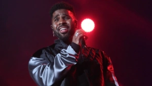 Джейсон Деруло выступит в Москве в 2026