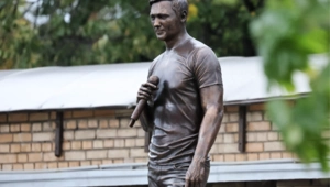 Вдова Юрия Шатунова ответила на обвинения Андрея Разина