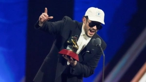 Хедлайнер «Супербоула-2026» Bad Bunny получил «Латинскую Грэмми» за лучший альбом года