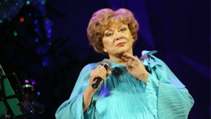 88-летняя Эдита Пьеха вновь запела ради близких друзей