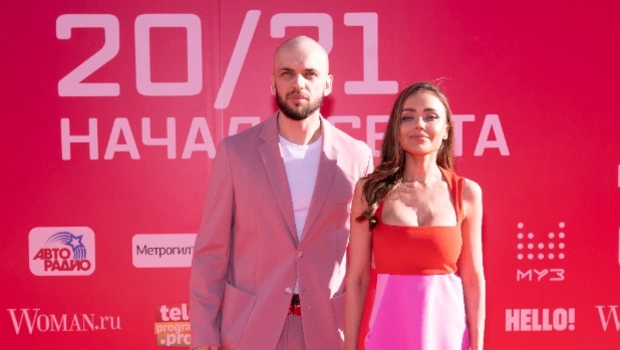ST: от участника Битвы Поколений до ведущего Премии МУЗ-ТВ?
