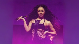 Звезда KATSEYE Манон выступила с заявлением на фоне слухов об уходе из группы Звезда KATSEYE Манон выступила с заявлением на фоне слухов об уходе из группы