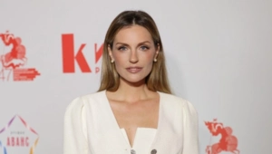 Савельева рассказала, что помогло ей построить долгие и здоровые отношения Савельева рассказала, что помогло ей построить долгие и здоровые отношения